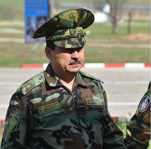 ҲАРГИЗАМ НАҚШИ ТУ АЗ ЛАВҲИ ДИЛУ ҶОН НАРАВАД